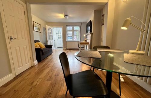 Bushey House | The Windmill