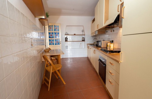 Old Town Apartment | The window on Perugia