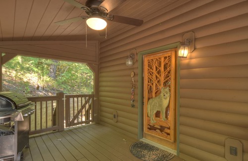 Ranger Cabin | The Wolf Den Cabin can sleep 4 with beautiful decks, hot tub, fireplace & a view