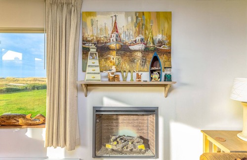 Moclips Condo | The World is your Oyster at this Unique Condo