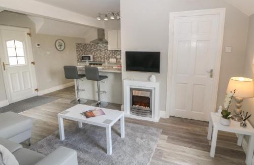 Rhyd-y-foel House | The Wren