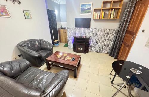 Yaounde Apartment | The Yafé Bastos 6