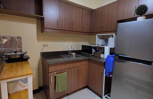 Muntinlupa Bed & Breakfast | The Yanoa Stay — 2 Bedroom Condo