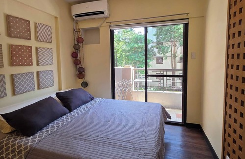 Muntinlupa Bed & Breakfast | The Yanoa Stay — 2 Bedroom Condo