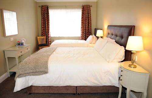 Navan Bed & Breakfast | The Yellow House B&B