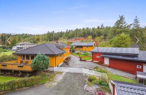 Bamble Apartment | The Yellow House