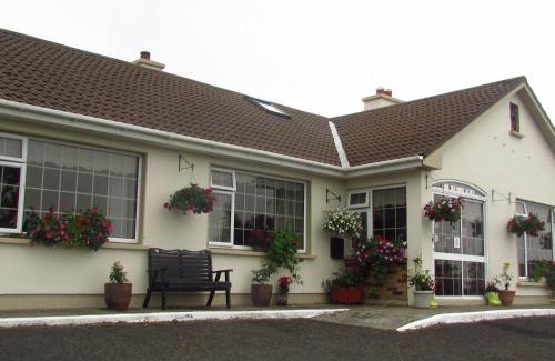 Ballycastle Bed & Breakfast | The Yellow Rose B&B
