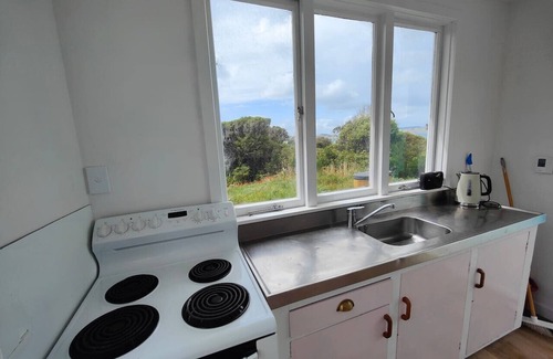 Colac Bay RV Rental | The Yurt at Ōraka Colac Bay