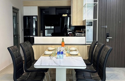 Phu My Hung Apartment | The87inn - The Signature Midtown M7 - 2BR