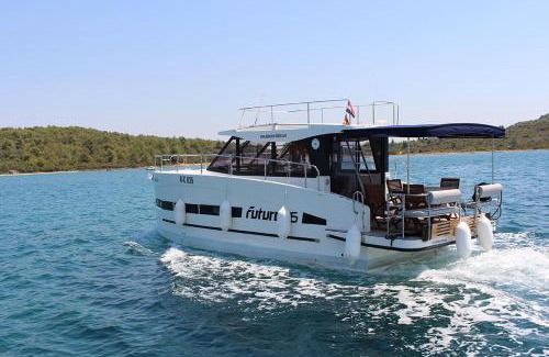 Mangalia Boat Rental | Thea - MAGIC POINT