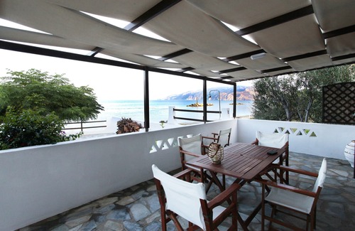 Skiros House | "TheaHouse In Skyros"
