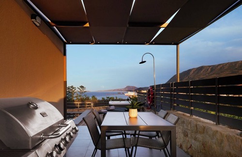 Souda Villa | Thearia 2-bedroom villa in fabulous Chania with private pool and jacuzzi