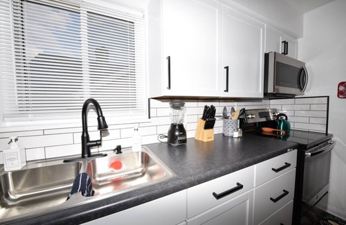Dayton House | THELUXA HOME NEAR WRIGHT PAT, MIAMI VALLEY, UD, WRIGHT STATE UNIVERSITY, ETC.
