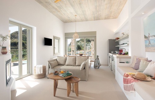 Skiros Villa | Themis Homes Afxo in Skyros