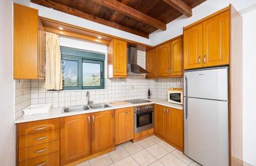 Fragkokastello Villa | Theo Beach Villa - Four Bedroom Villa, Sleeps 9
