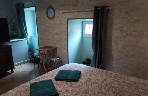 Saint-Fortunat-sur-Eyrieux House | THEODORA