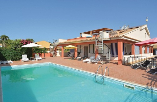 Caucana-finaiti-casuzze-finaiti Nord Apartment | These 6 recently built, simply furnished apartments are located about 300m from the sea.