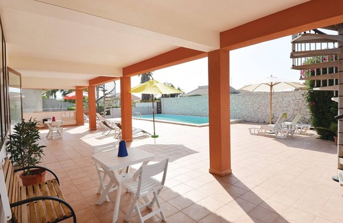 Caucana-finaiti-casuzze-finaiti Nord Apartment | These 6 recently built, simply furnished apartments are located about 300m from the sea.