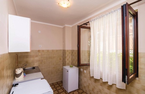 Donji Stoliv Apartment | These apartments are located in an apartment building.