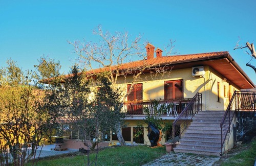 Izola Apartment | These comfortable and functional apartments are located on the 1st floor of a private house.