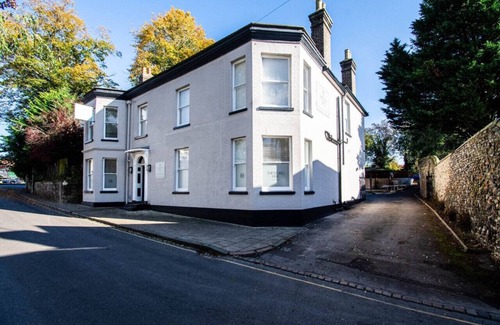Thetford House | Thetford Hive Aparthotel Suite 3