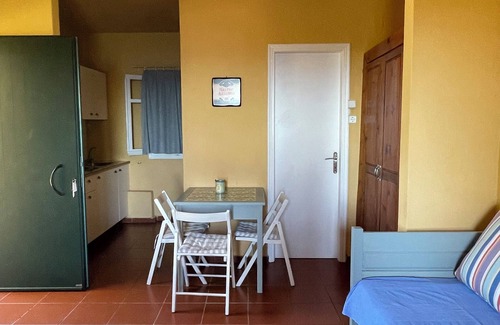 Pirgadikia Condo | theyellowhouses apartments, directly run by the sea, sea view groesse Veranta