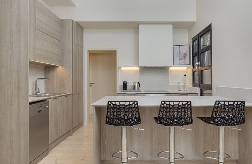Anafiotika Apartment | THIRAMENOUS RESIDENCE - ATHENA SUITE with Rooftop Hot Tub