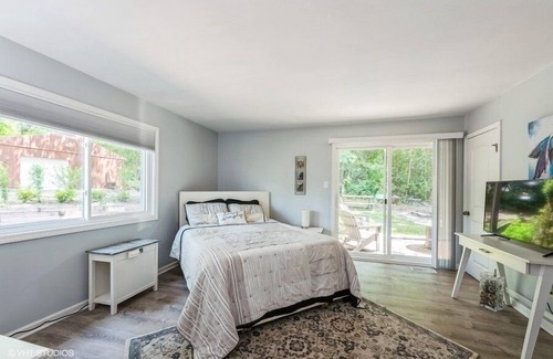 Michigan City Apartment | This 3 bedroom, 2 bathroom home is in a scenic area but closes to Indiana Dunes National Park.