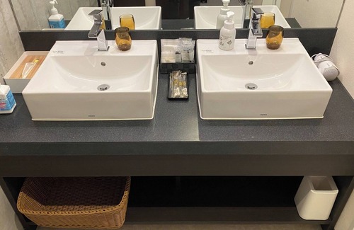 Matsuyama Apartment | This 4bedroom condominium has an entire floor wit/Naha Okinawa