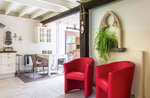 Veldegem House | This accommodation is full of atmosphere and on a beautiful estate.