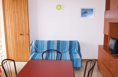 Castelsardo Apartment | This apartment is located in a residential complex in front of the tourist port of Castelsardo, in S