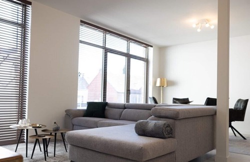 Belsele Apartment | This apartment is a 1 bedroom(s), 1 bathrooms, located in Sint-Niklaas, Vlaams Gewest.