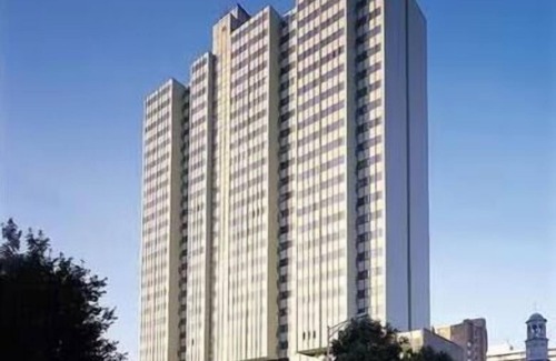 Downtown Harrisburg Apartment | This apartment is a 2 bedroom(s), 1 bathrooms, located in Harrisburg, PA.