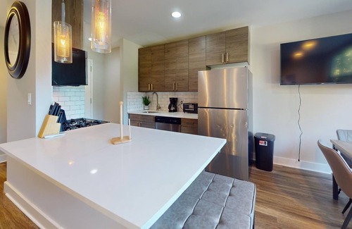 East Falls Apartment | This apartment is a 2 bedroom(s), 1 bathrooms, located in Philadelphia, PA.