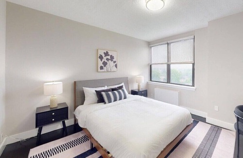 East Falls Apartment | This apartment is a 2 bedroom(s), 1 bathrooms, located in Philadelphia, PA.