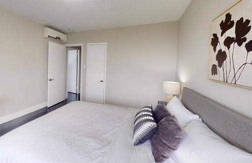 East Falls Apartment | This apartment is a 2 bedroom(s), 1 bathrooms, located in Philadelphia, PA.