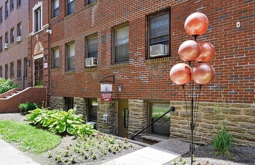 Germantown Apartment | This apartment is a 0 bedroom(s), 1 bathrooms, located in Philadelphia, PA.