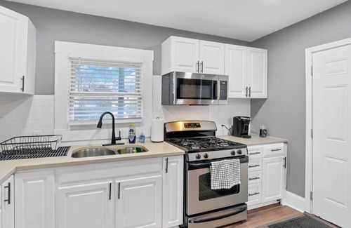 Italian Village Apartment | This apartments is centrally located making it convenient and enjoyable stay!