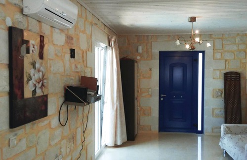 Kavallos House | This appealing vacation home is located on the top of the hill and offers an ideal location, combini