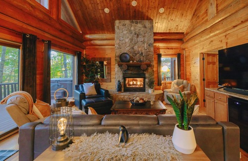 Almond Cabin | This cabin is a 1 bedroom(s), 1 bathrooms, located in Almond, NC.