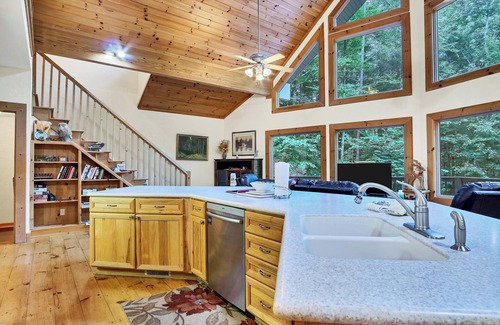 Townsend Cabin | This Charming home offers seclusion for the perfect get away !