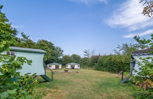 Brandeston Apartment | This cluster of two shepherds huts and two bell tents is a wonderful get away