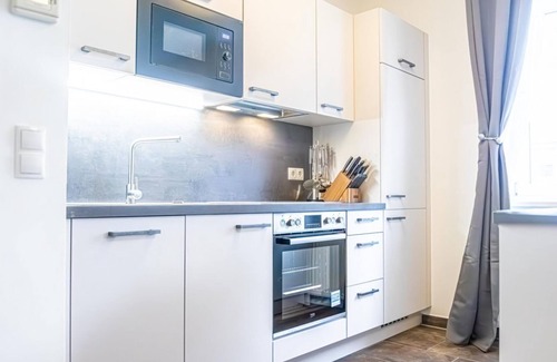 Vienna Apartment | This cozy and spacious 1-bedroom, 1-living room apartment is thoughtfully design