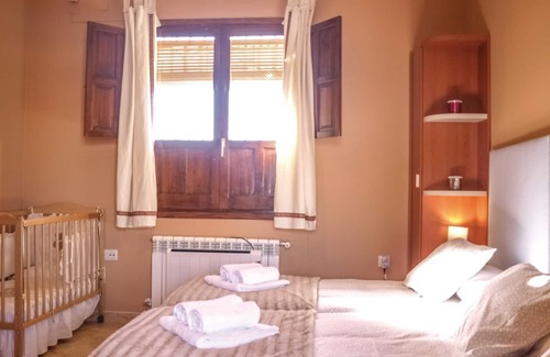 Lucena House | This fantastic vacation home for 6 people with private pool is located outside Lucena, very close to