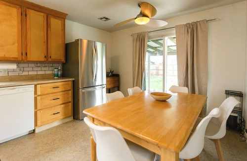Central Point House | This house is a 3 bedroom(s), 2 bathrooms, located in Central Point, OR.