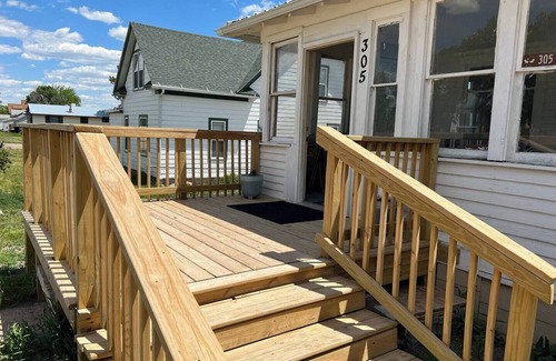Fort Pierre House | This house is a 4 bedroom(s), 3 bathrooms, located in Fort Pierre, SD.