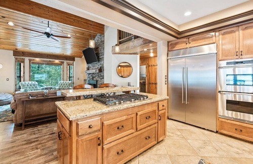 Dogwood Mountain House | This house is a 4 bedroom(s), 3 bathrooms, located in Shaver Lake, CA.