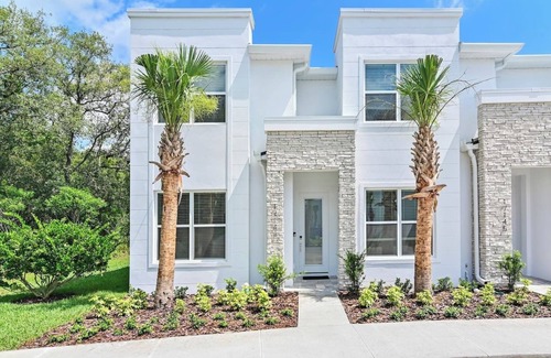Silver Creek House | This house is a 4 bedroom(s), 3 bathrooms, located in Clermont, FL.