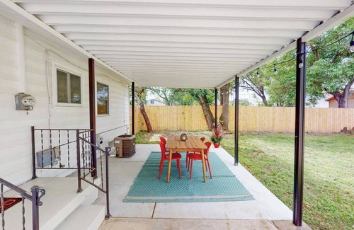 Wichita House | This house is a 4 bedroom(s), 2 bathrooms, located in Wichita, KS.