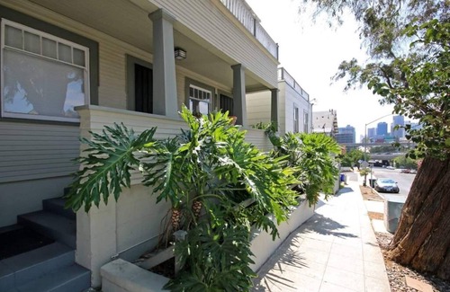 Golden Hill Apartment | This is a clean and well maintained apartment in a very desirable area of Golden Hill